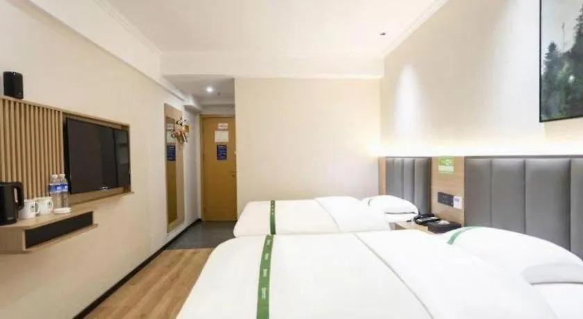 Hotel Greentree Inn Zhumadian Xincai County Yueliang Bay Hotel.